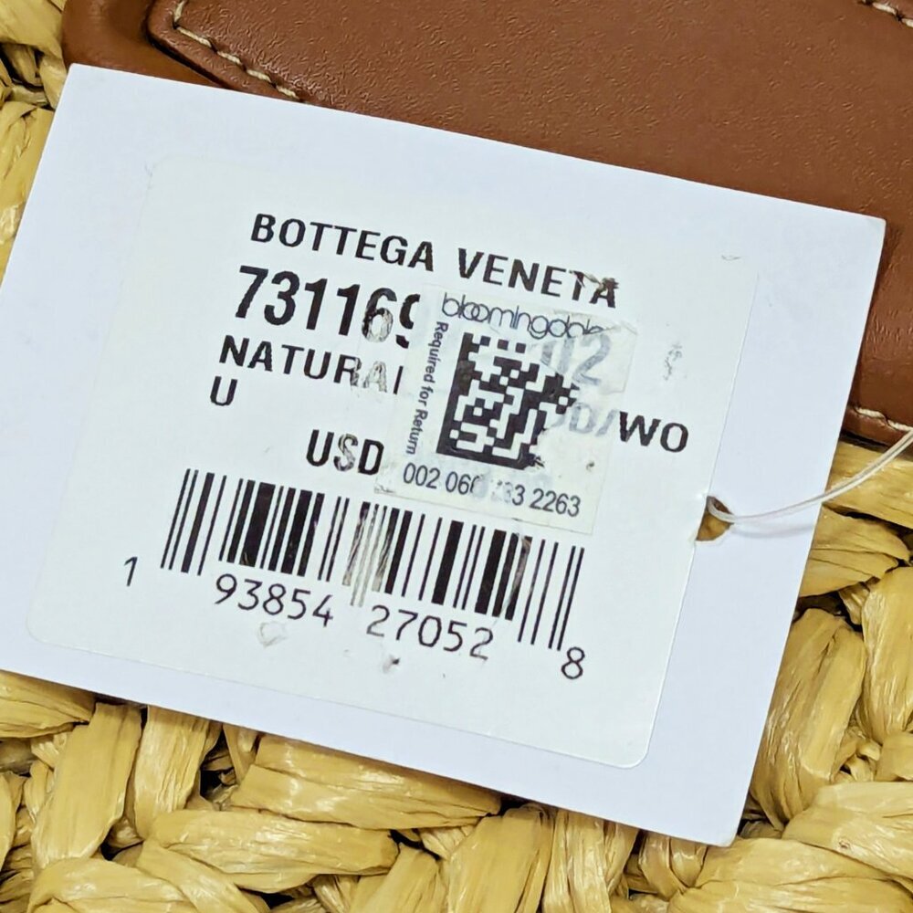 Bottega Veneta Arco Women's Raffia Tote Bag Leather Pouch in Brown (MSRP $3,000) - Picture 15 of 16